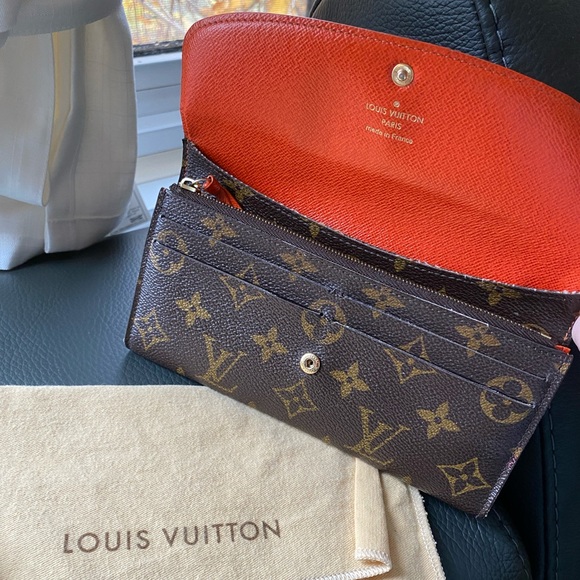 SOLD ‼️Louis Vuitton Emilie WALLET - Picture 2 of 10